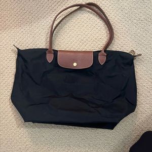 Black Longchamp tote